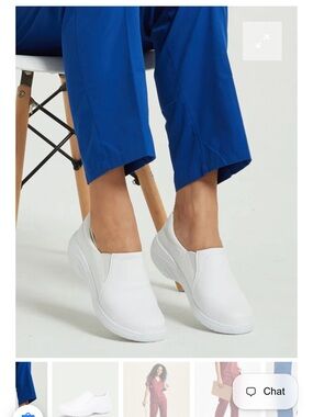 Hawkwell size 7 Women's Slip-On White Nursing Shoes